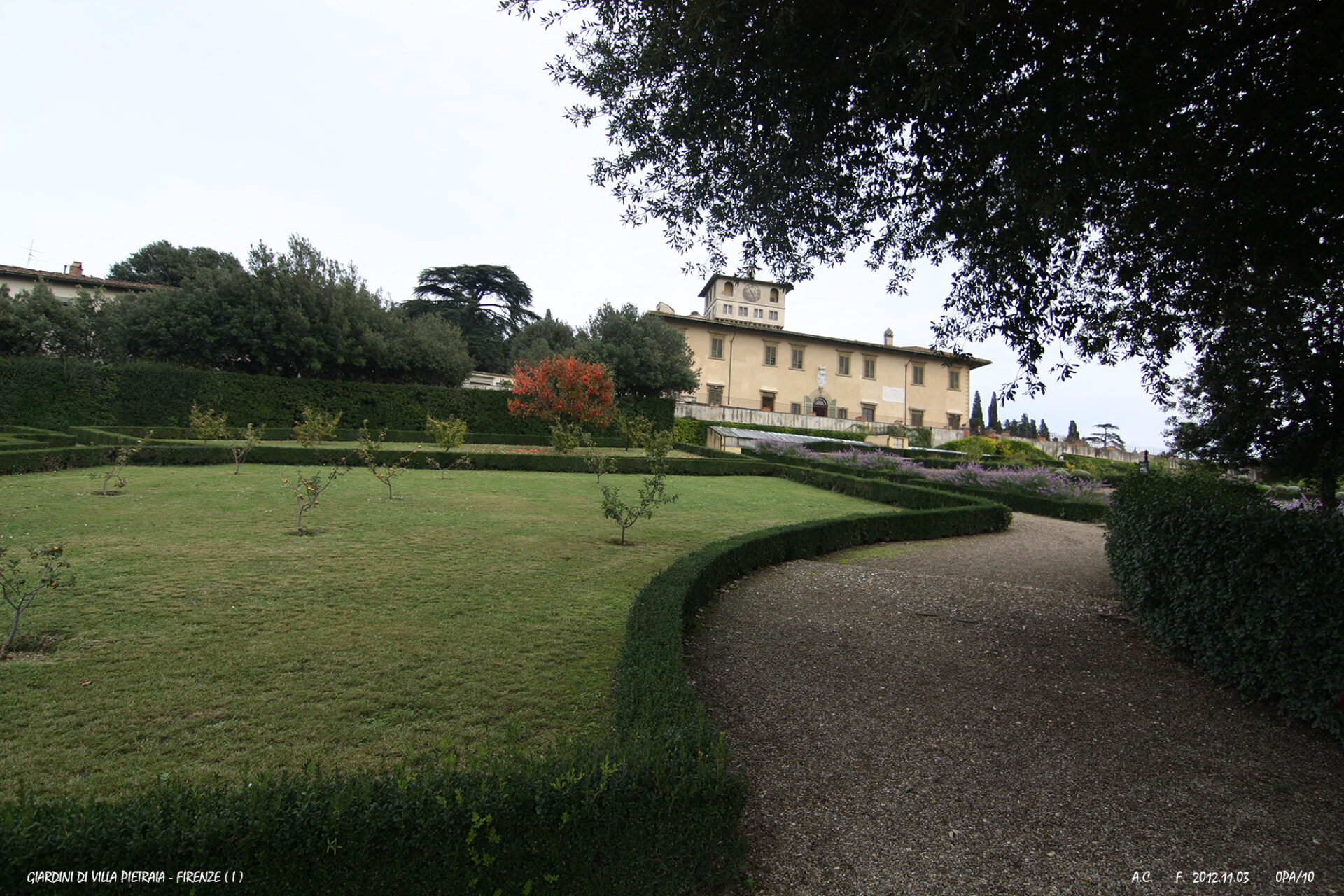 Giardini di villa Pietraia-Firenze(I)-0PAs