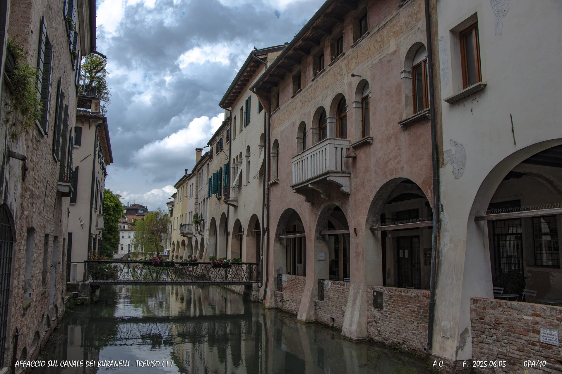 Affaccio sul canale dei Buranelli-Treviso(I)-0PAs